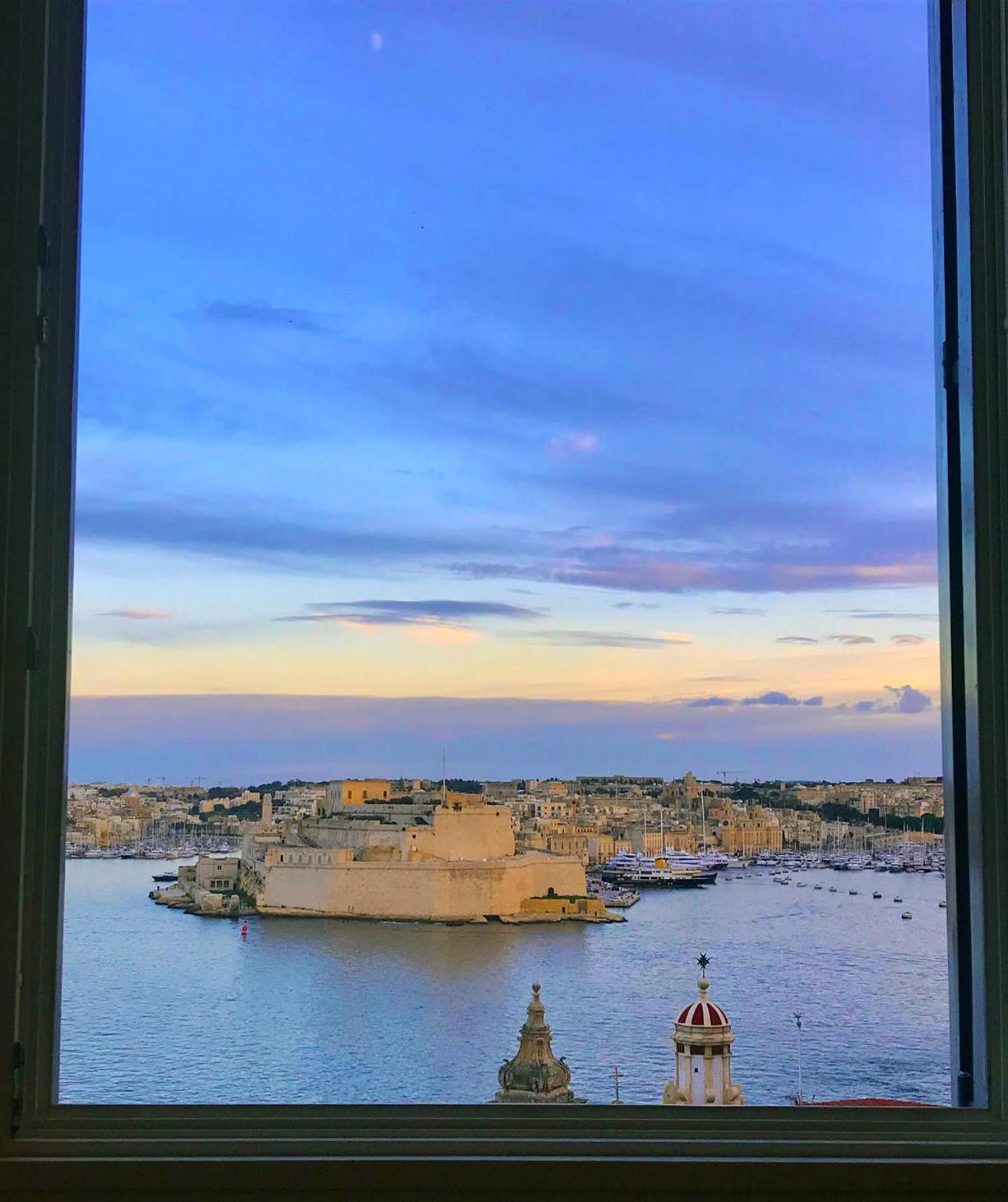 Oasis 22 Savynomad Harbour Residences Wow Views Валета Екстериор снимка
